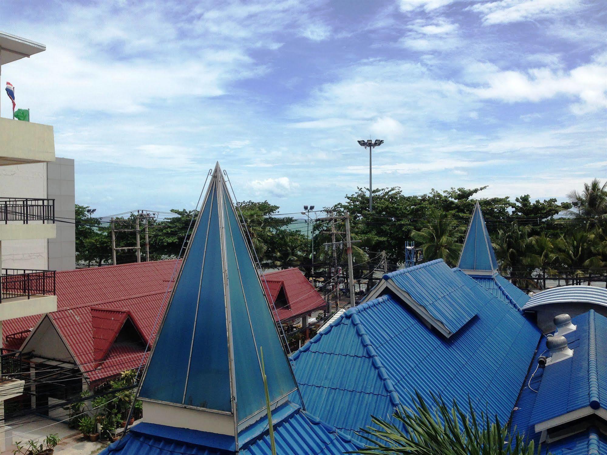 The New Eurostar Jomtien Beach Hotel Exterior foto