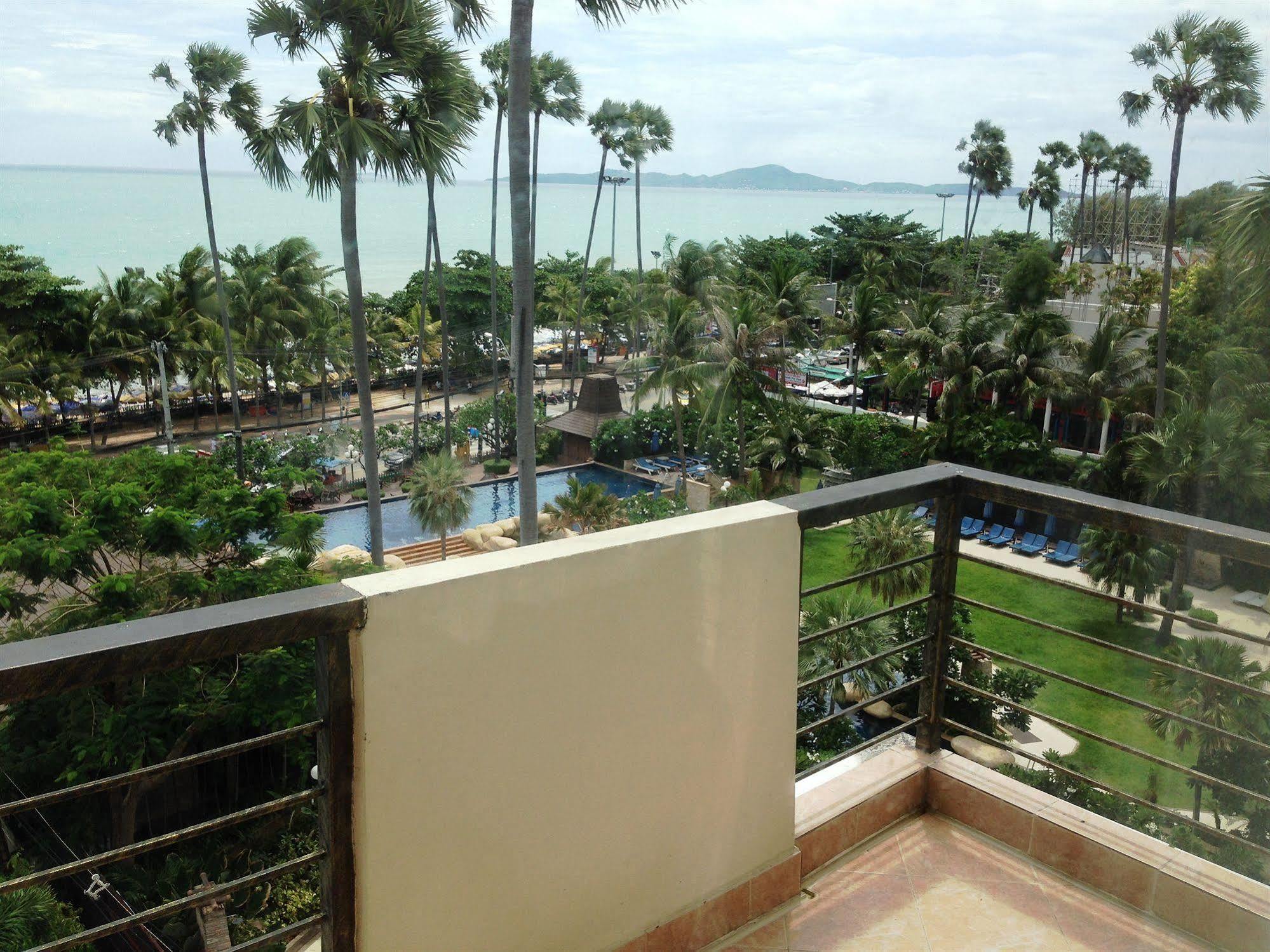 The New Eurostar Jomtien Beach Hotel Exterior foto